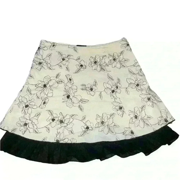 Embroidered Floral Skirt With Lace Underneath - Picture 1 of 4